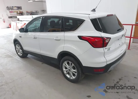 2019 Ford Escape Se from USA, damaged, VIN 1FMCU9GD4KUA65732